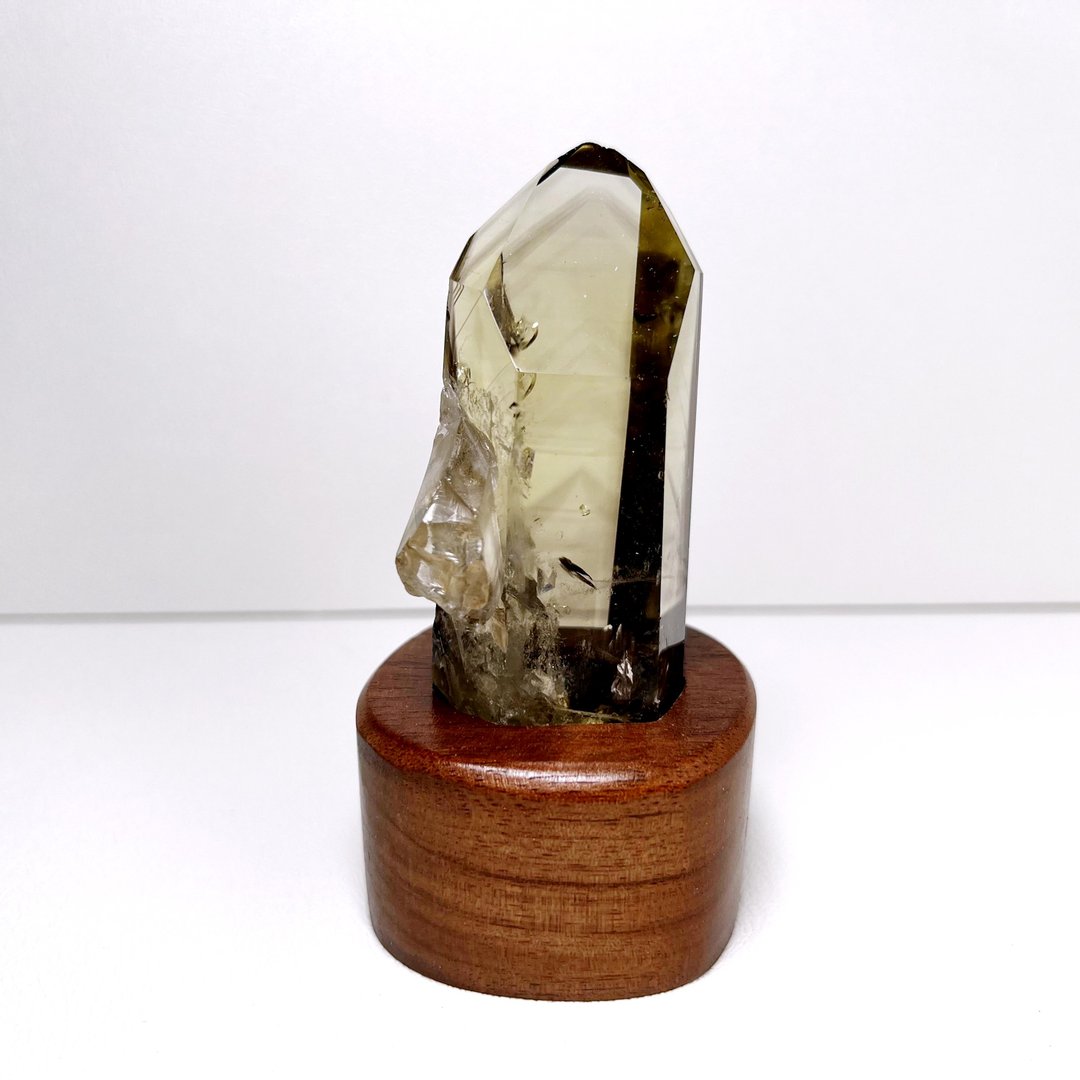盎然。一图一物 摆件 柱 疗愈 内有惊喜 l 天然黄水晶 黄水晶柱 l - 摆饰 - 水晶 黄色