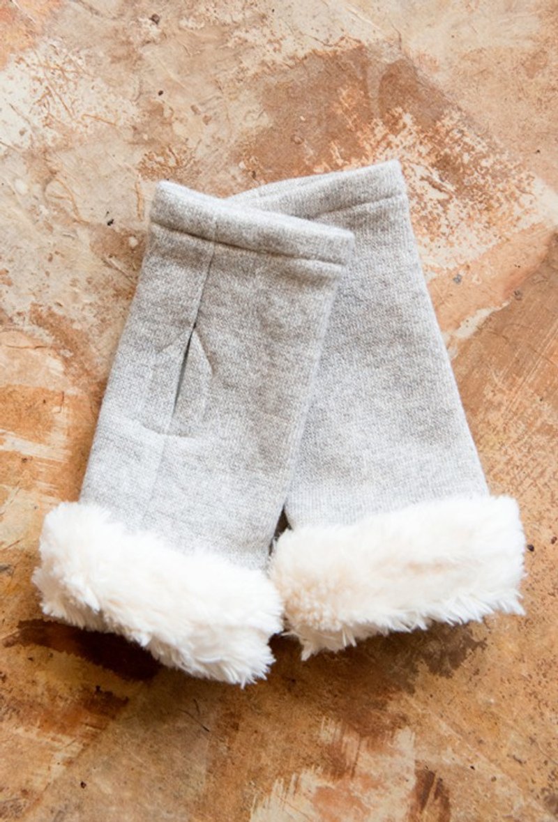 Hand warmer with fur [Organic Cotton brushed back knit fabric] - 其他 - 其他材质 