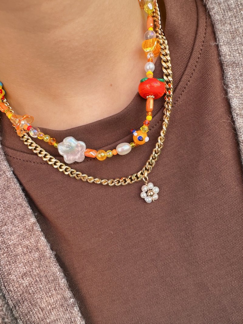 【热卖】水晶 橘子 淡水珍珠 手工串珠 创意项链 | Y2K 千禧风 - 颈链 - 珍珠 金色