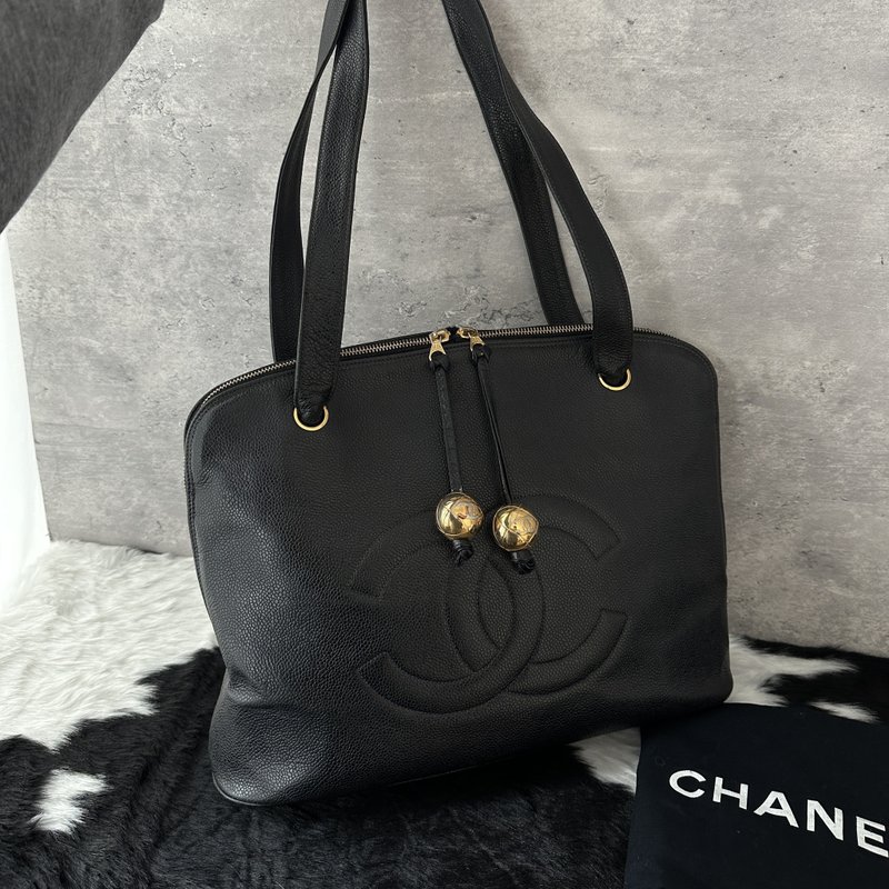 Chanel 香奈儿 双金球肩背包 - 侧背包/斜挎包 - 真皮 黑色