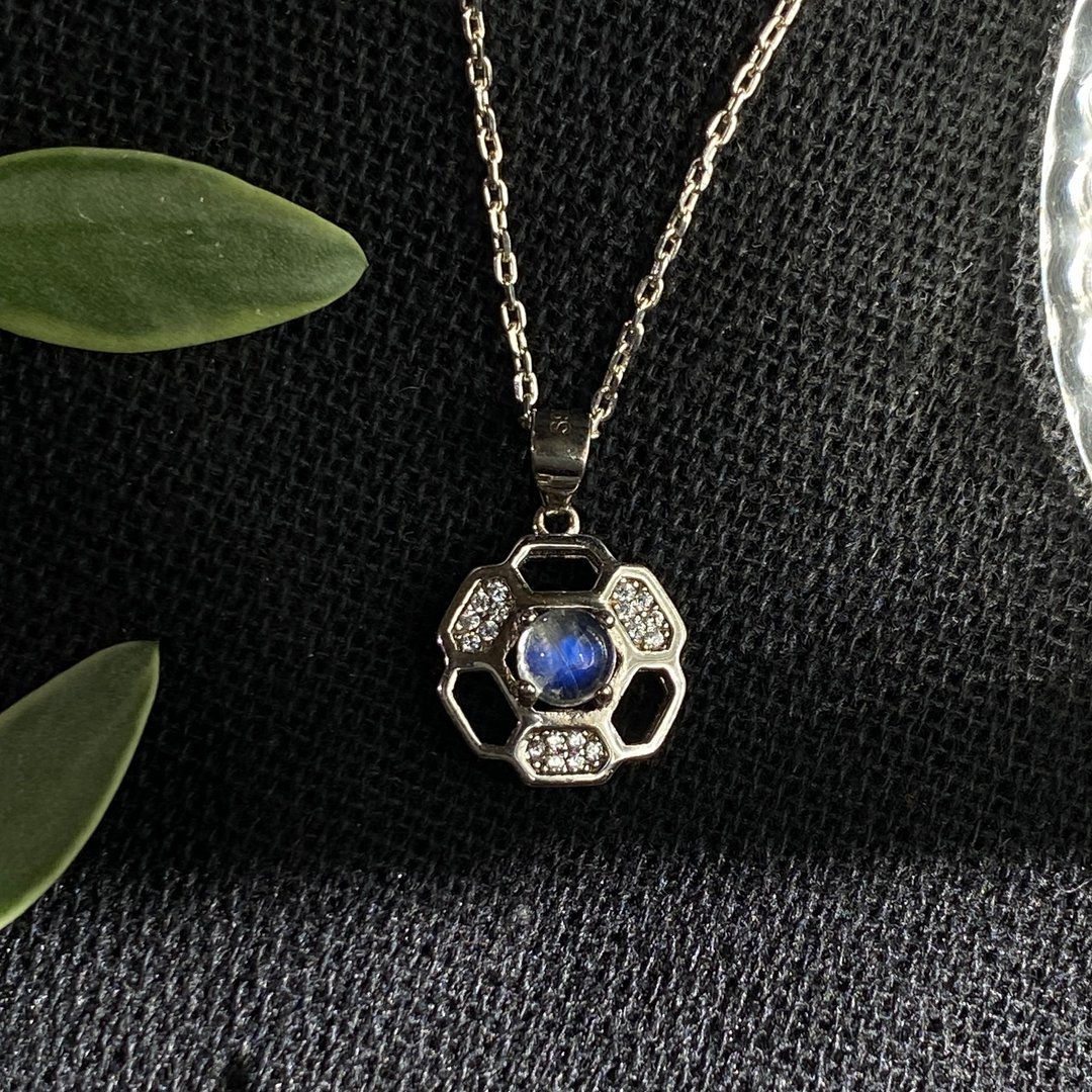 蓝晕月光石 天然宝石 moonstone 月光石项链 蜂槽造型 圣诞饰品 - 项链 - 宝石 银色