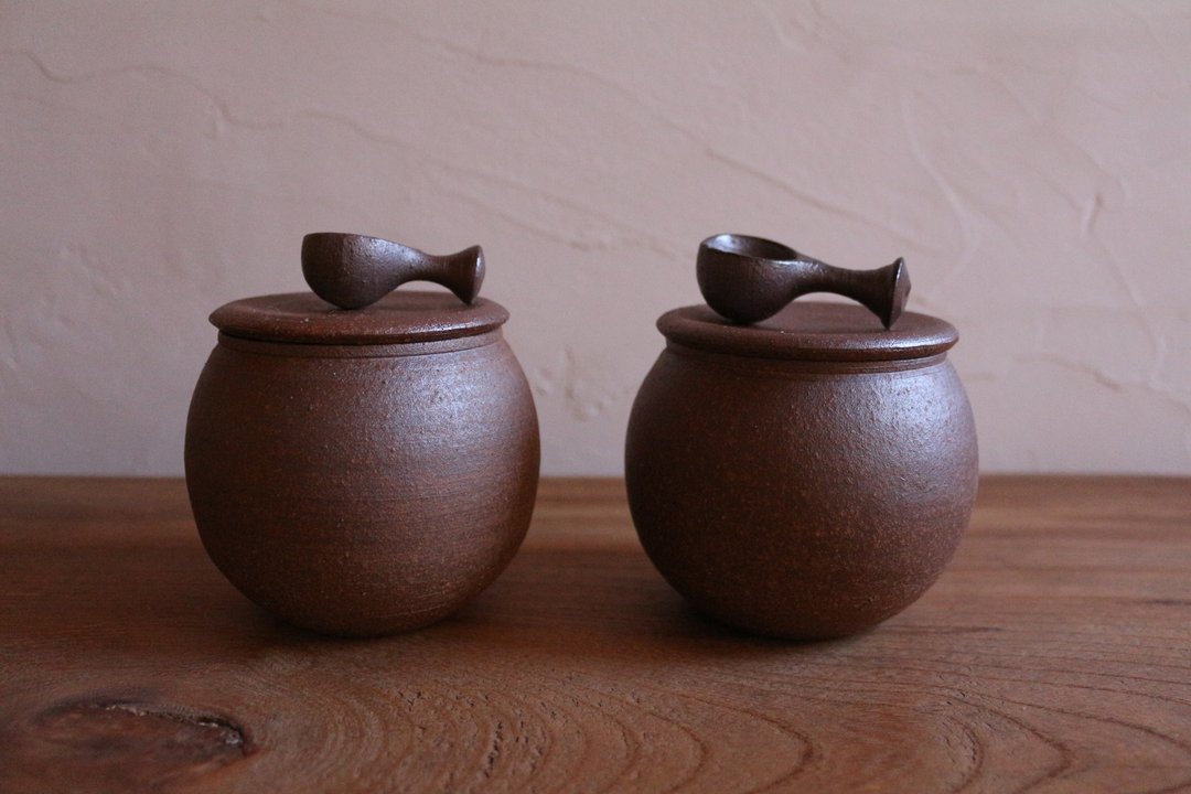Salt jar with spoon - 调味罐/酱料瓶 - 陶 咖啡色