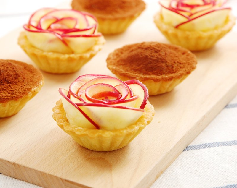 {INNS英石餐馆} 甜蜜香蕉苹果玫瑰园-水果塔6入组~经典华丽-可可卡士达香蕉+法式玫瑰园苹果 - 蛋糕/甜点 - 新鲜食材 多色