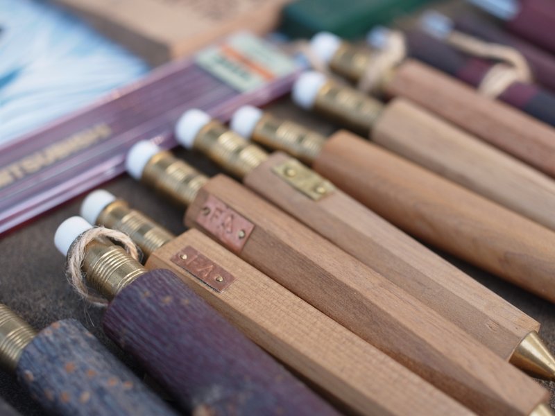 台湾桧木 迷你胖胖der 复古绘图工程笔 - 其他书写用品 - 木头 卡其色