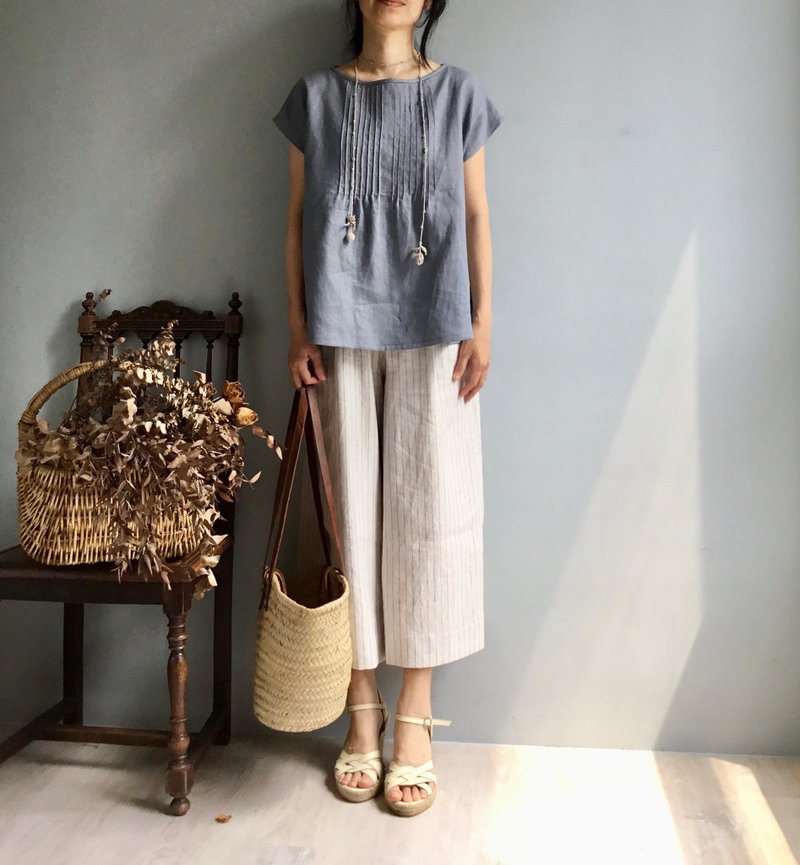 独处的甜蜜/平静蓝古典风琴折圆领法式袖/短袖上衣100%酵素洗亚麻 - 女装上衣 - 棉．麻 