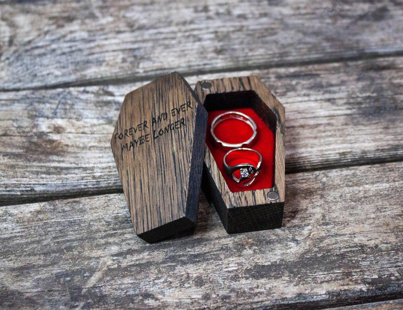 Custom Coffin Ring Box for Wedding Ceremony, Engagement Ring Box - 纸盒/包装盒 - 木头 