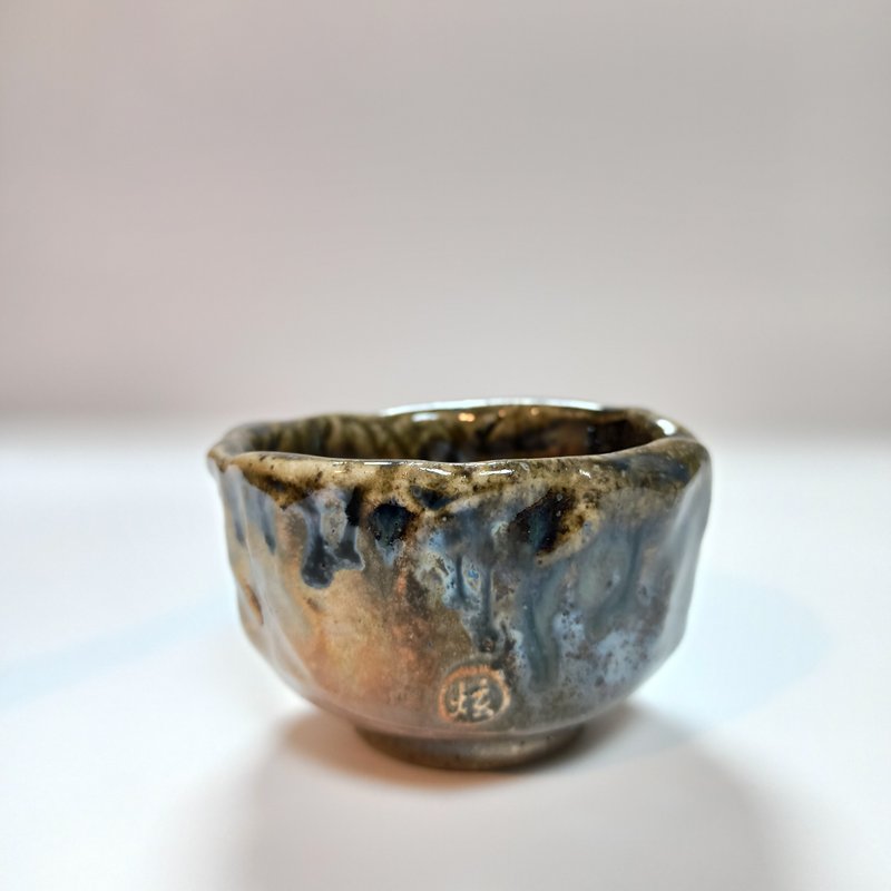 柴烧茶碗自然落灰釉火痕金银彩宝蓝釉炫茶器 - 茶具/茶杯 - 陶 多色