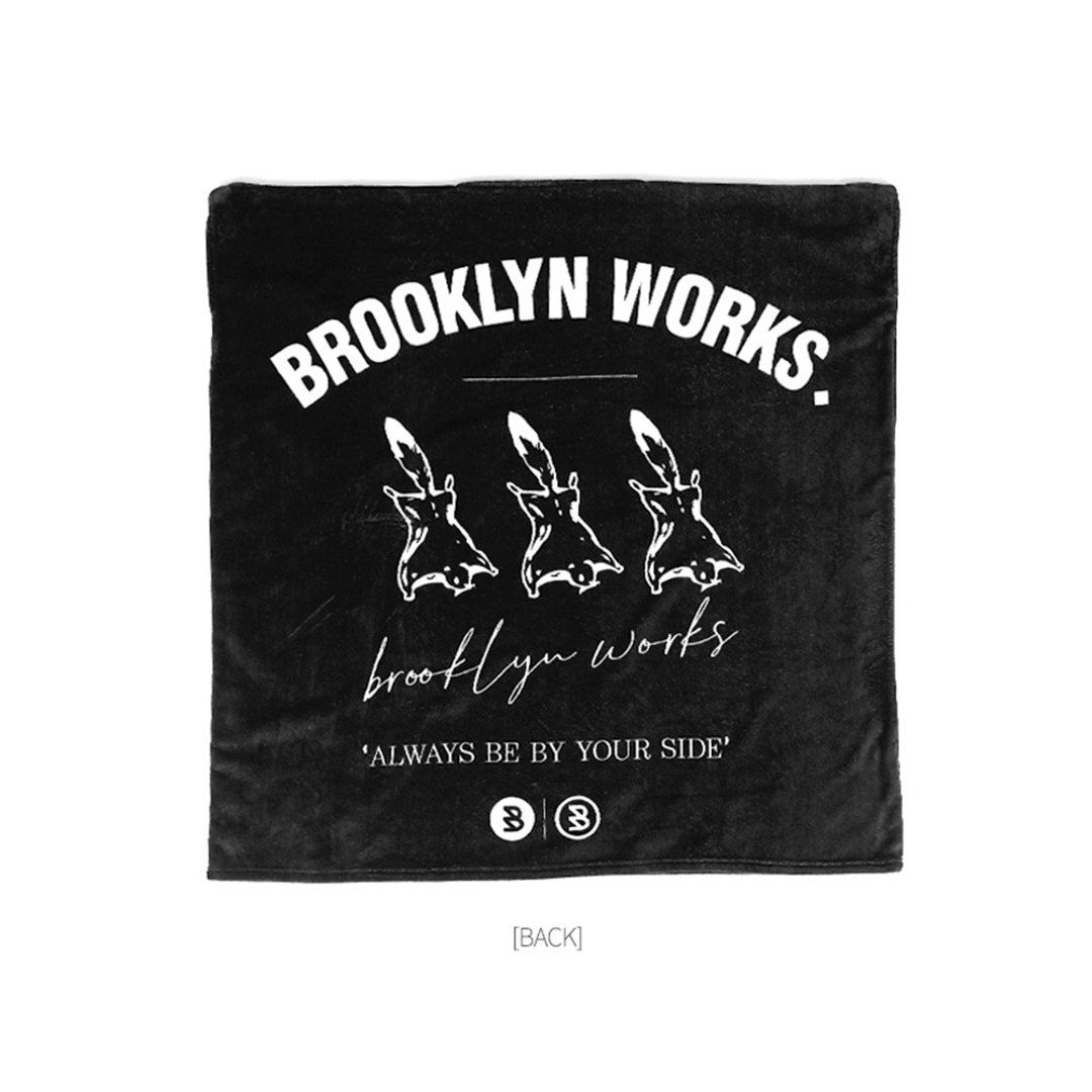 BROOKLYNWORKS 露营必备斗篷保暖毯 - 露营用品 - 其他材质 黑色