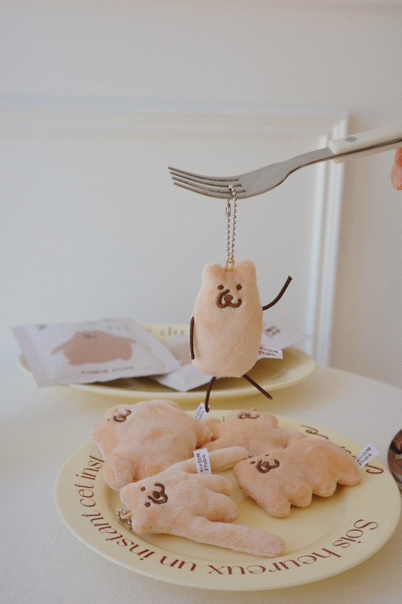 咻熊家 歪七扭八盲包 - 吊饰 - 聚酯纤维 