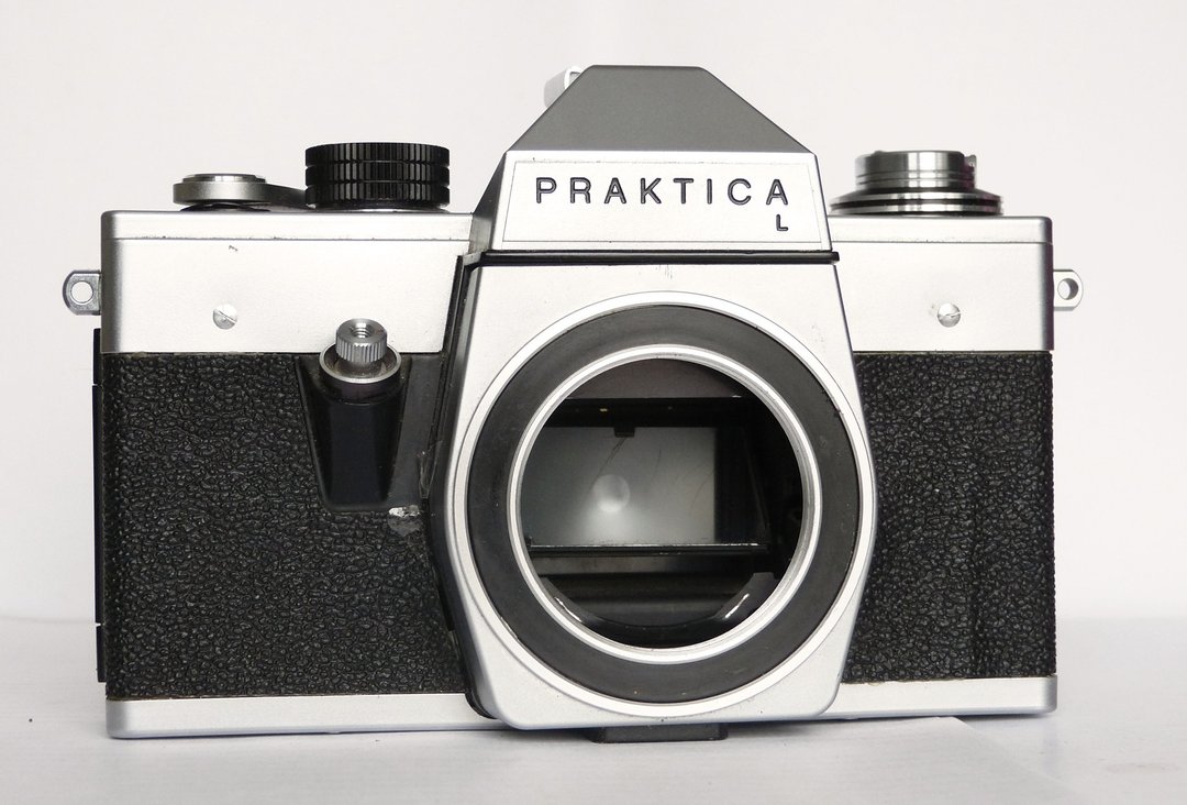 Praktica L film SLR body M42 mount 35mm GDR Germany - 相机 - 其他材质 银色