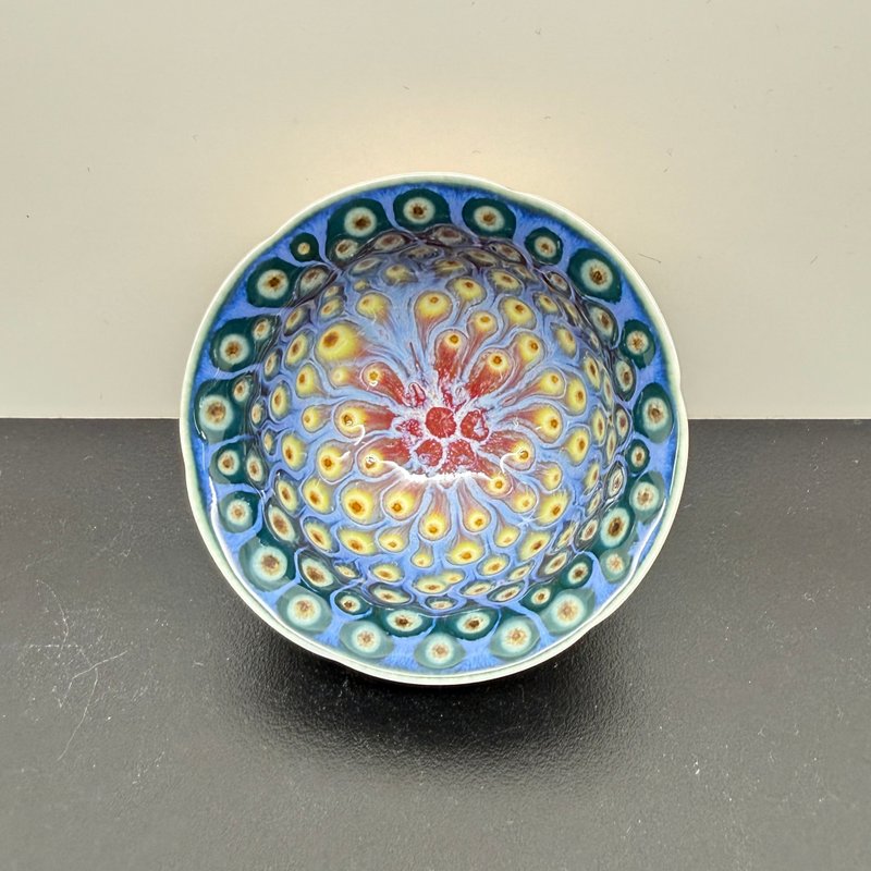 孔雀开屏迷你葵花杯 60ml 邱毓宁 莺歌烧 A9-11 - 茶具/茶杯 - 瓷 多色