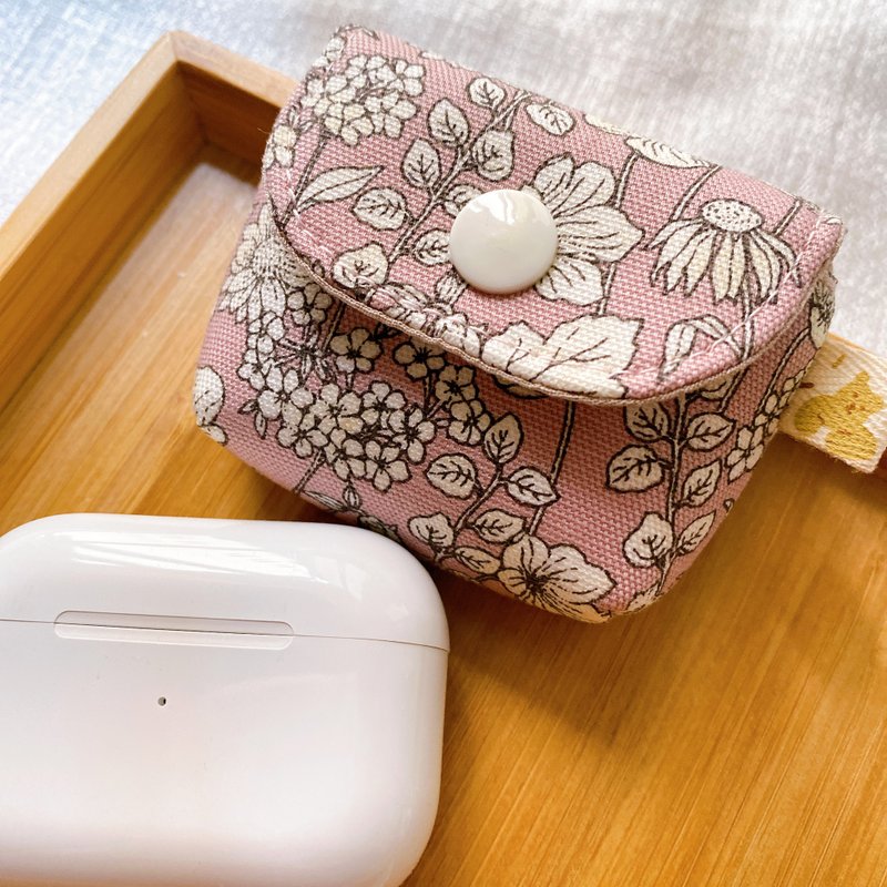 Airpods Case Airpods Pro 耳机套 耳机保护套 粉色花满款 - 耳机收纳 - 棉．麻 