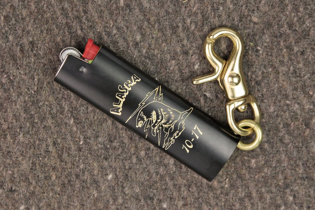 【METALIZE】Bic/黄铜打火机套-横须贺阿拉斯加熊 - 钥匙链/钥匙包 - 铜/黄铜 
