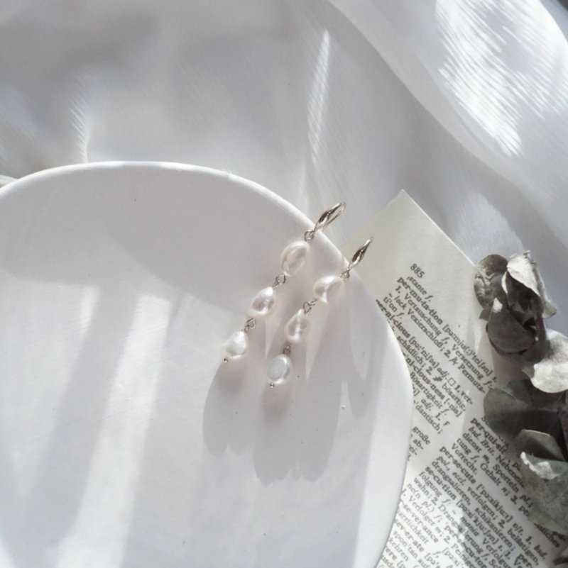 巴洛克珍珠耳环耳坠 - 耳环/耳夹 - 珍珠 白色