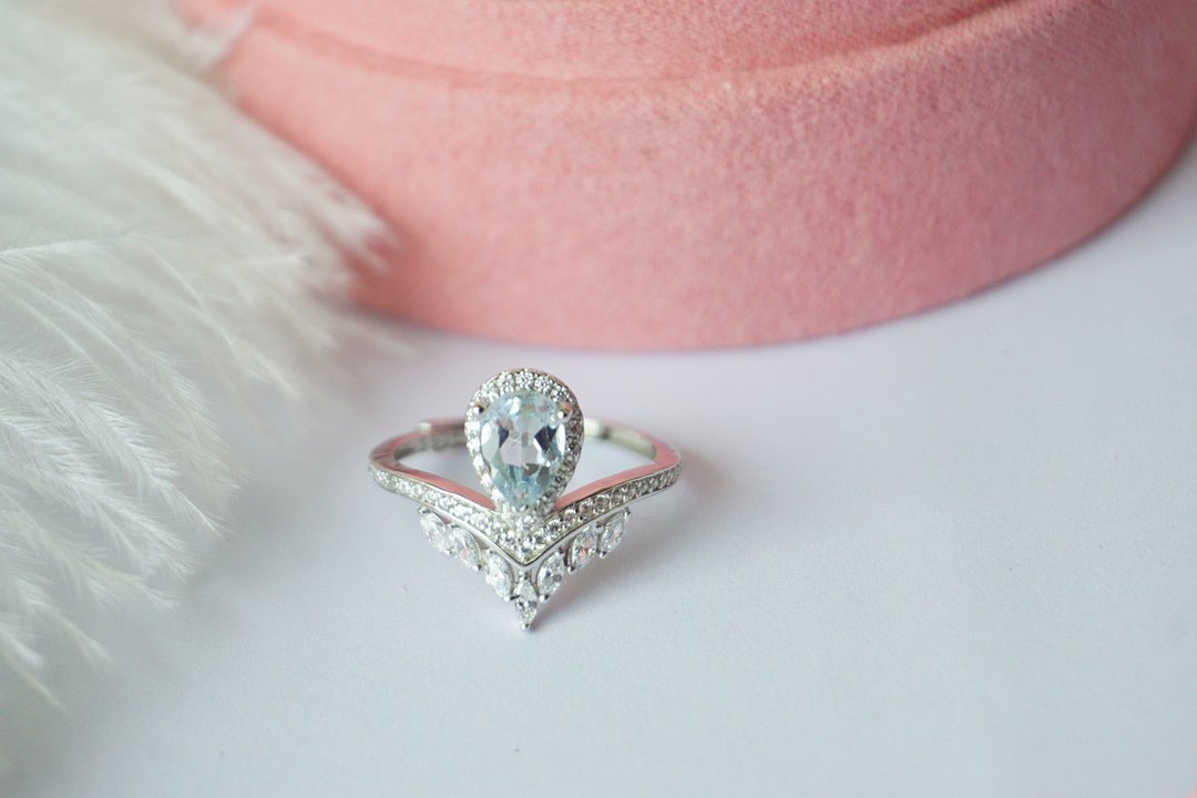 Natural Topaz Silver  Ring , Promise Ring , Resizable ring - 戒指 - 纯银 蓝色