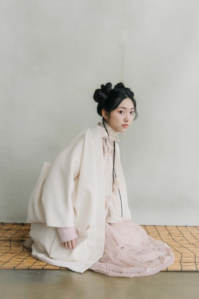 米白落肩和式外套 - 女装休闲/机能外套 - 其他材质 