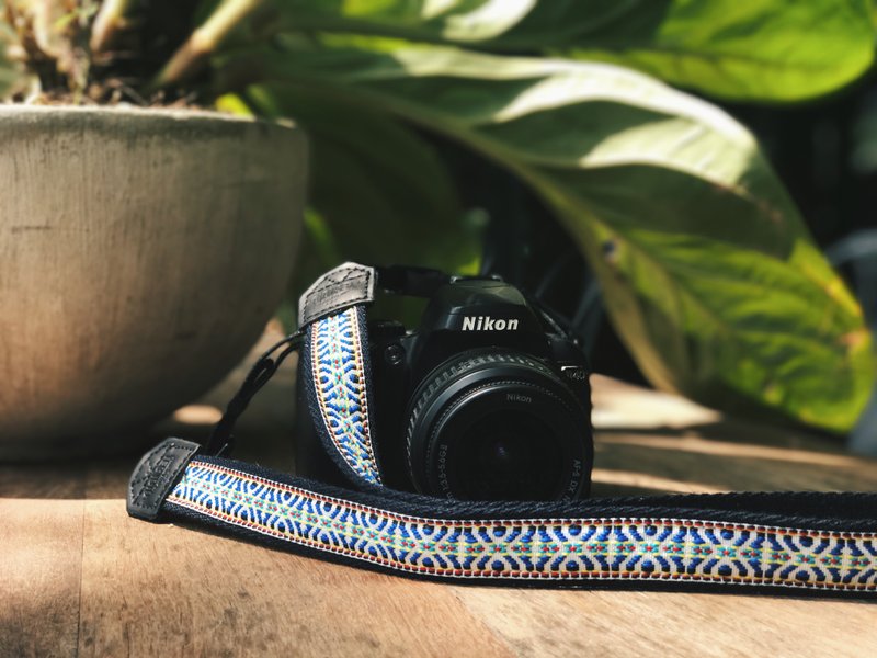 Blue Crisscross with Navy / SMALL SIZE / CAMERA STRAP by YESIDID - 相机背带/脚架 - 人造皮革 蓝色