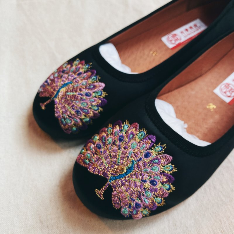 香港先达商店 传统绣花鞋工艺 孔雀绣花鞋 - 芭蕾鞋/娃娃鞋 - 其他人造纤维 黑色