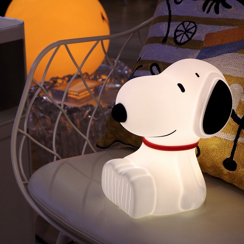 VIPO 史努比造型硅胶夜灯 (20cm) 史努比 送礼 snoopy - 玩偶/公仔 - 硅胶 多色