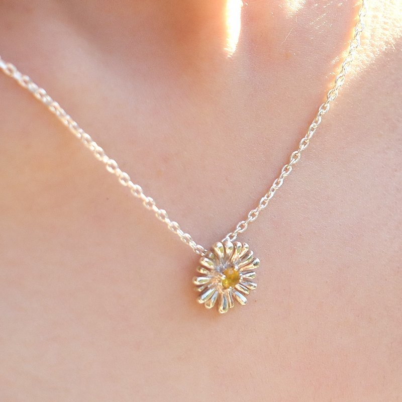 Daisy Necklace 雏菊花黄色蓝宝石纯银项链  生日 礼物 送礼推荐 - 项链 - 纯银 