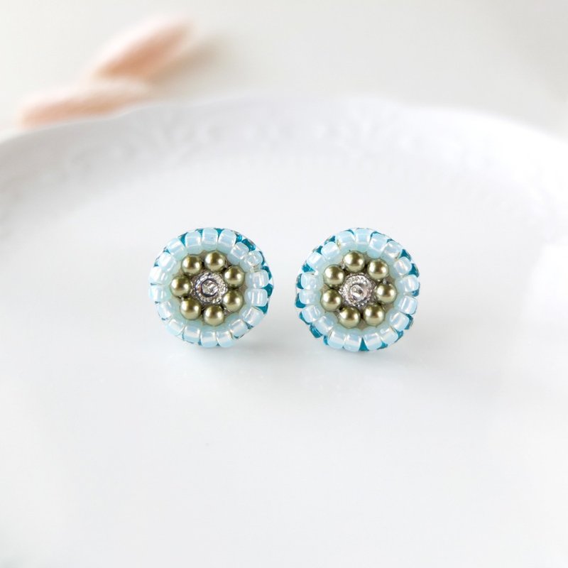 {TomorRong} 小花花||施华洛世奇 耳环 母亲节 - 耳环/耳夹 - 宝石 蓝色