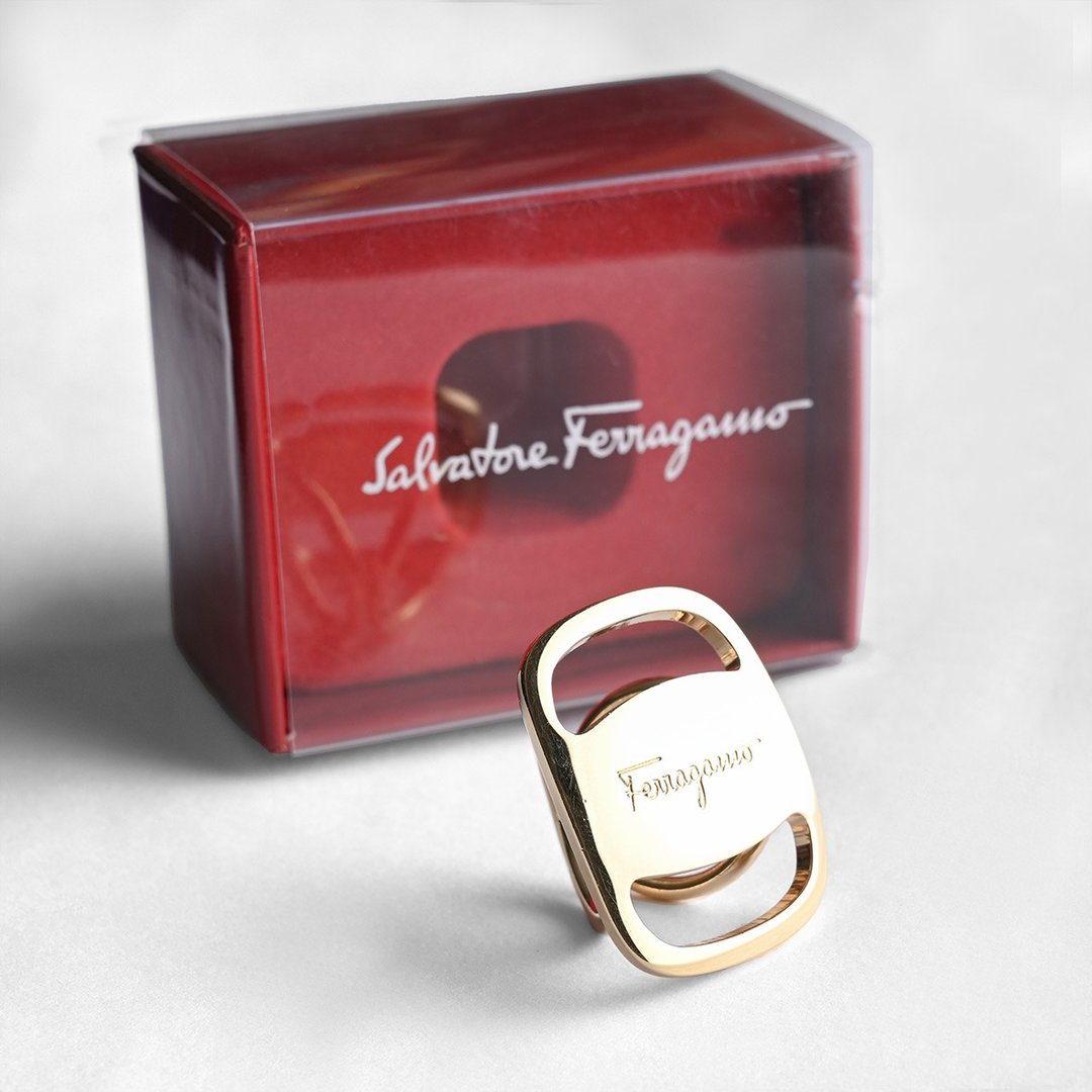 Ferragamo 古董丝巾扣环 / 古董饰品、古董精品、二手精品 - 其他 - 其他材质 金色