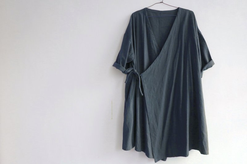 棉麻交叉绑带工作袍  | 灰蓝 - 女装休闲/机能外套 - 棉．麻 