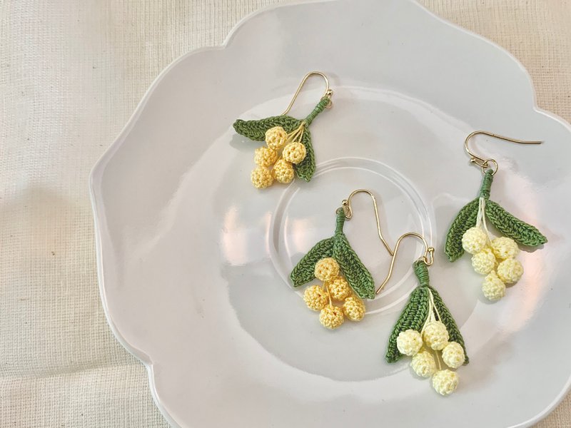 Mimosa • 合欢草 含羞草 钩花编织 定制 花系 耳环 耳夹 共2色 - 耳环/耳夹 - 棉．麻 黄色