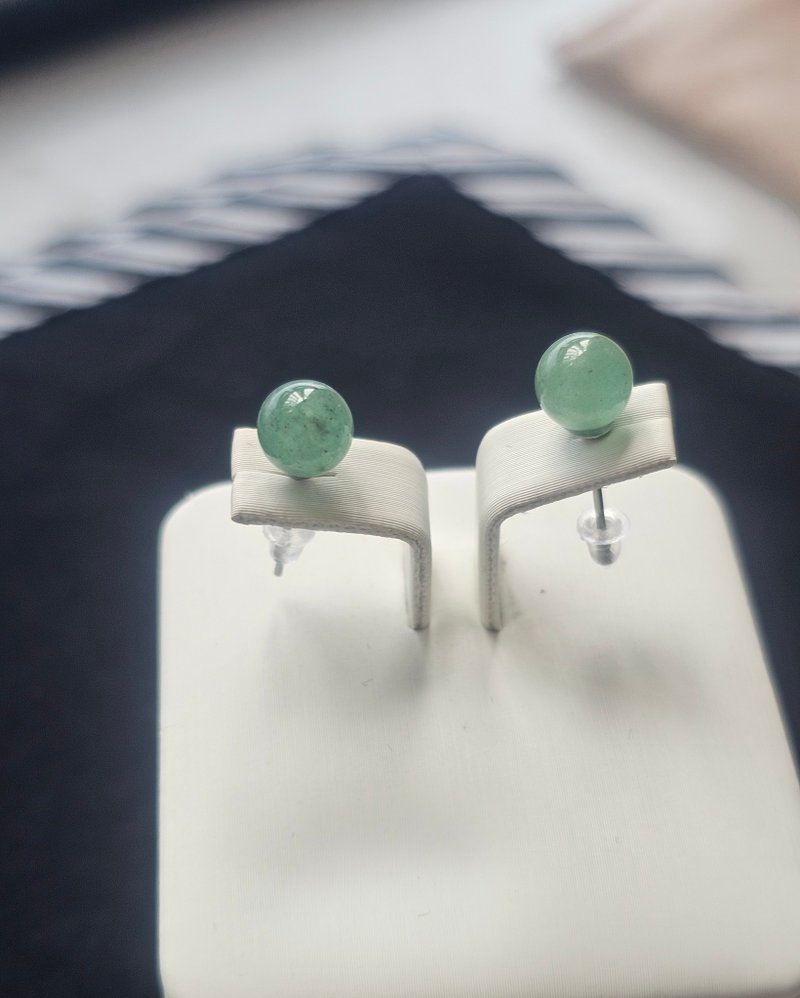 简而美--绿东菱耳环 - 耳环/耳夹 - 半宝石 绿色