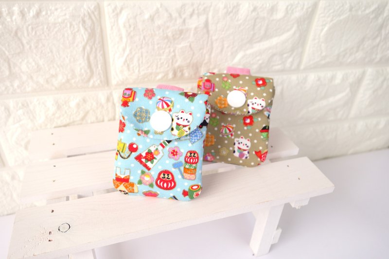 和风吉祥平安符袋 吉祥月 幸运袋 平安符 香火 明-unicorn 不倒翁 招财猫 御守 加价绣字 - 围嘴/口水巾 - 棉．麻 多色