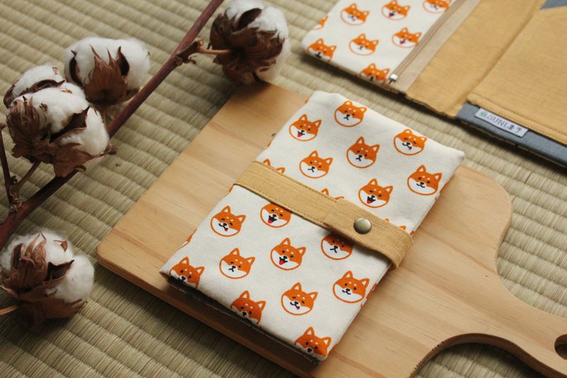 【柴柴汪】护照夹/存折套 - 护照夹/护照套 - 棉．麻 橘色