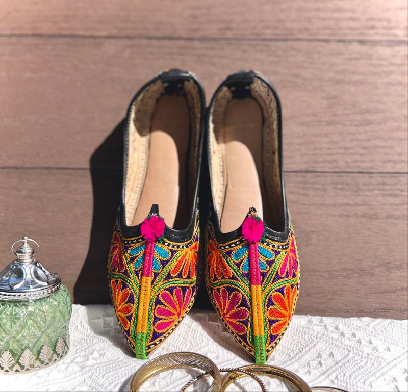 印度手工鞋丨民族绣花系列 - 黑色太阳 - 其他女款皮鞋 - 真皮 黑色