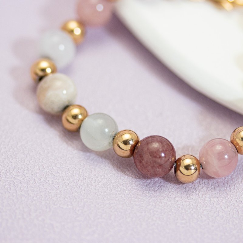 【幸运魔药】恋爱水晶不锈钢手链(草莓晶/粉晶/樱花玛瑙/月光石) - 手链/手环 - 水晶 金色