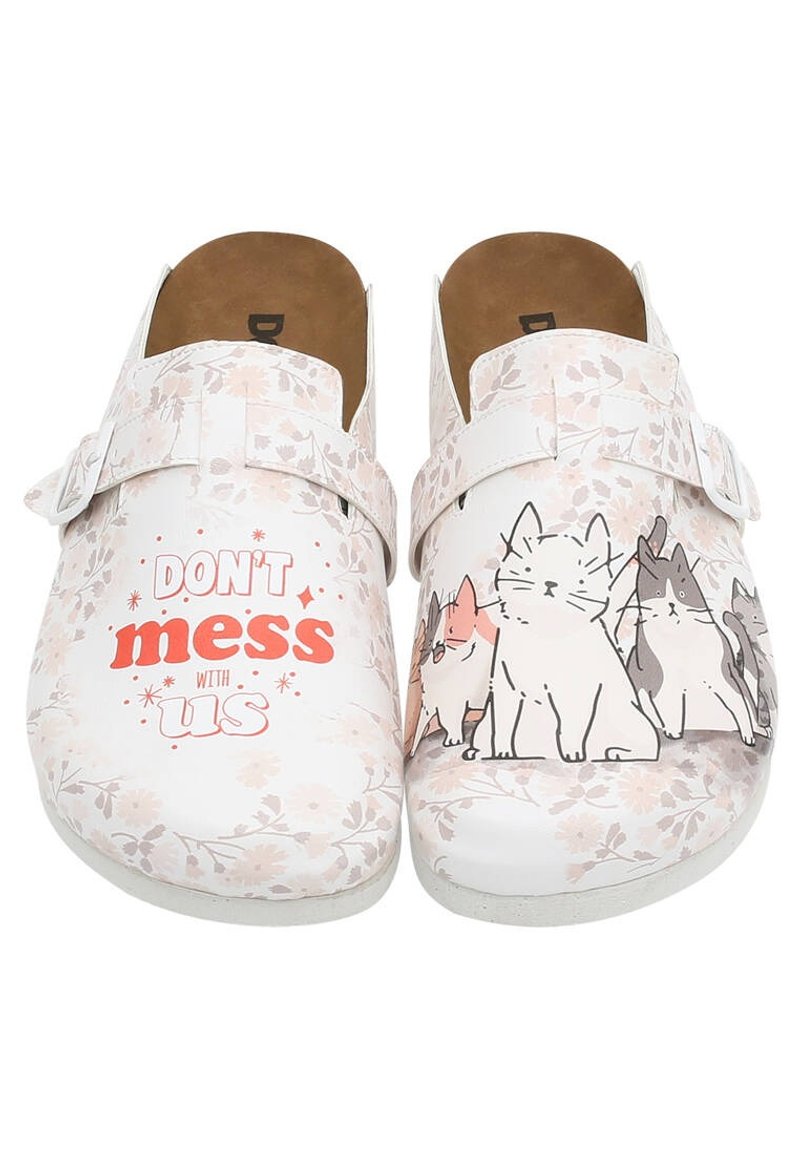 【节日礼物】白色小猫 厚底休闲拖鞋 凉鞋 女鞋 生日 母亲节 送礼 - 男女凉鞋 - 其他人造纤维 白色