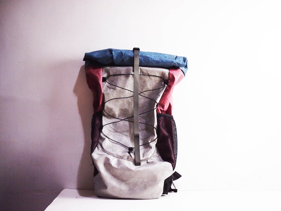 6dots Tyvek 登山包 40L 55L背包 过夜 露营 登山 大 容量 (拼色) - 后背包/双肩包 - 防水材质 多色