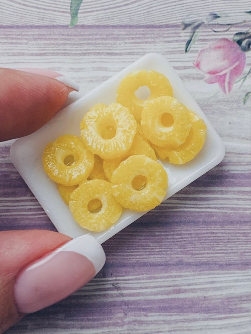 Miniature pineapple rings. TUTORIAL polymer clay. Mini food. Video. Diy clay - 线上课程/教学影片 - 其他材质 