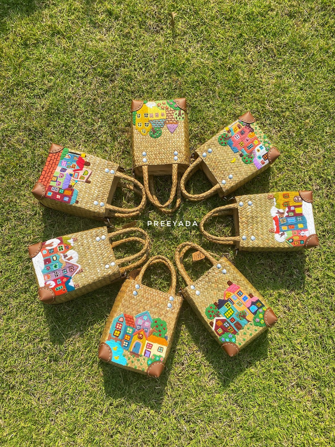 Hand-embroidered krajood bag, embroidered pattern as ordered. - 手提包/手提袋 - 绣线 