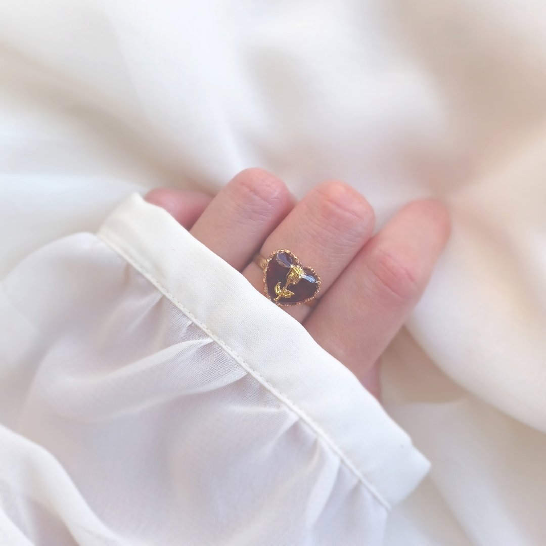 Vintage Rose Heart Ring NO.04 (Wine Red / Free Size) - 戒指 - 树脂 红色
