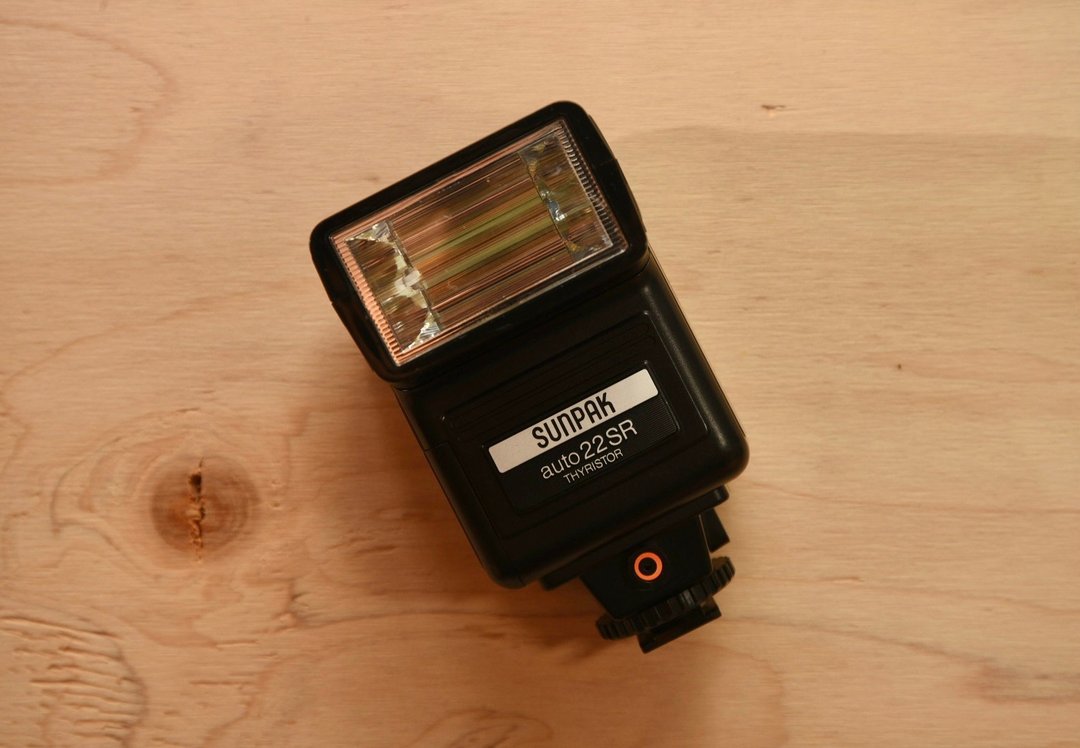 【经典古物】Sunpak Auto 22SR Thyristor 含闪灯同步线 闪光灯 - 相机 - 其他材质 