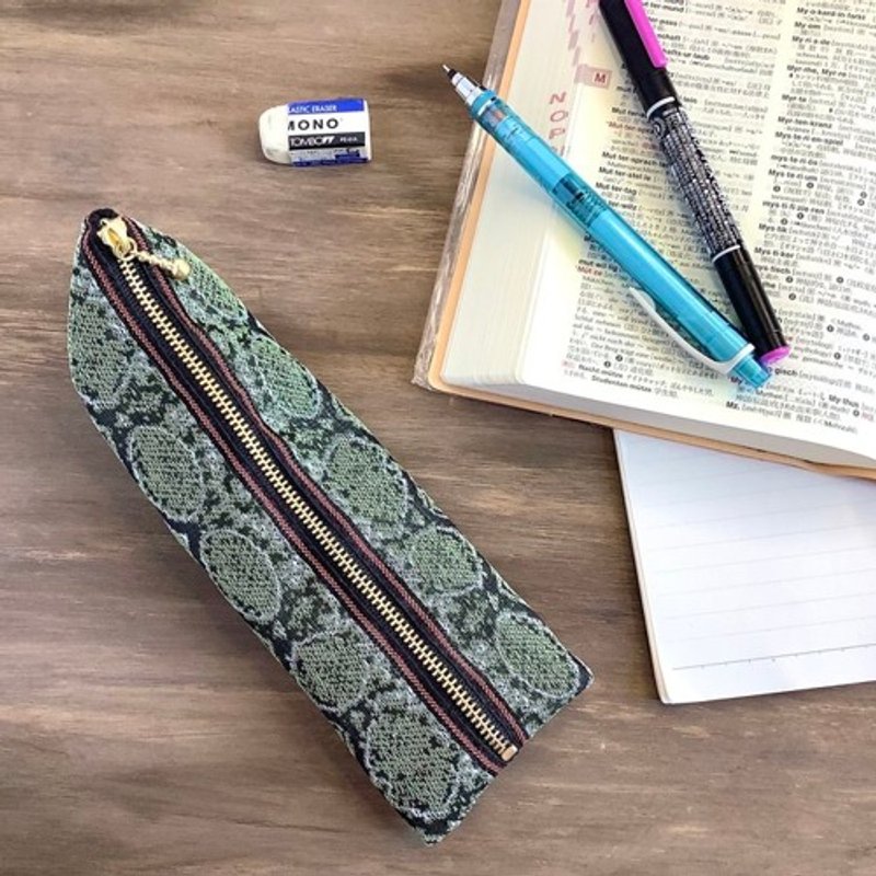 【青蛇纹】榻榻米边饰 四角锥造型 笔袋 蓝色 蛇 蟒蛇 - 铅笔盒/笔袋 - 其他材质 蓝色