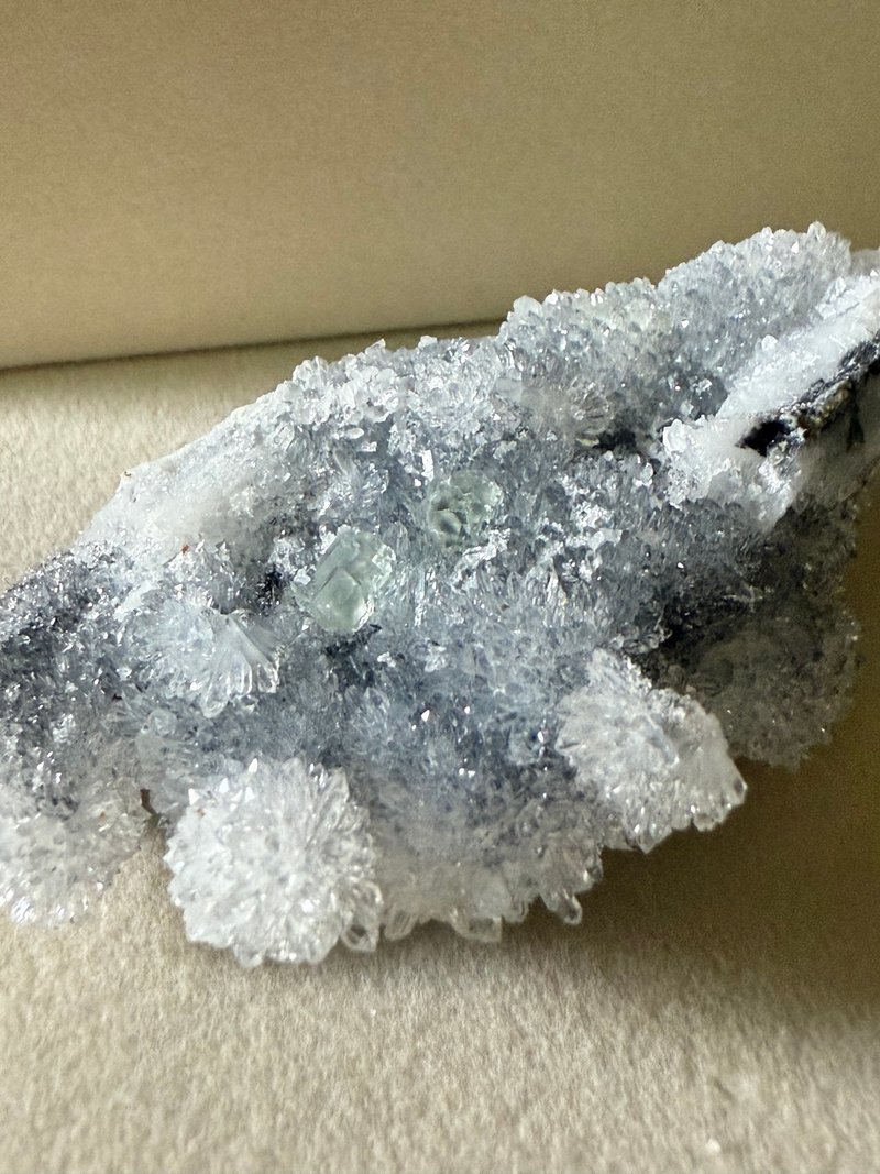 水晶共生方解石|福建水晶花|原矿摆件|萤石共生 - 摆饰 - 水晶 