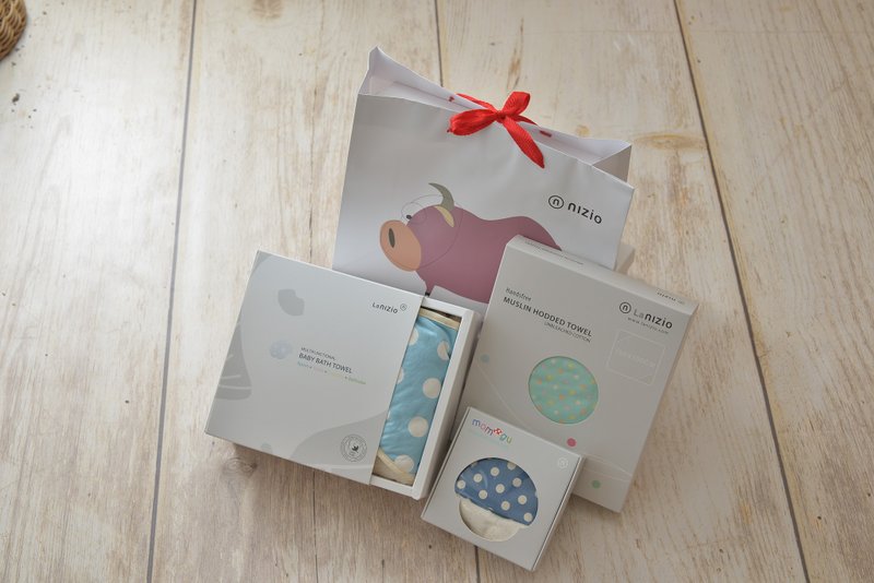 【 弥月/新生礼】小蘑菇浴巾+跳跳糖四层纱浴包巾+摸摸菇安抚巾 - 满月礼盒 - 棉．麻 