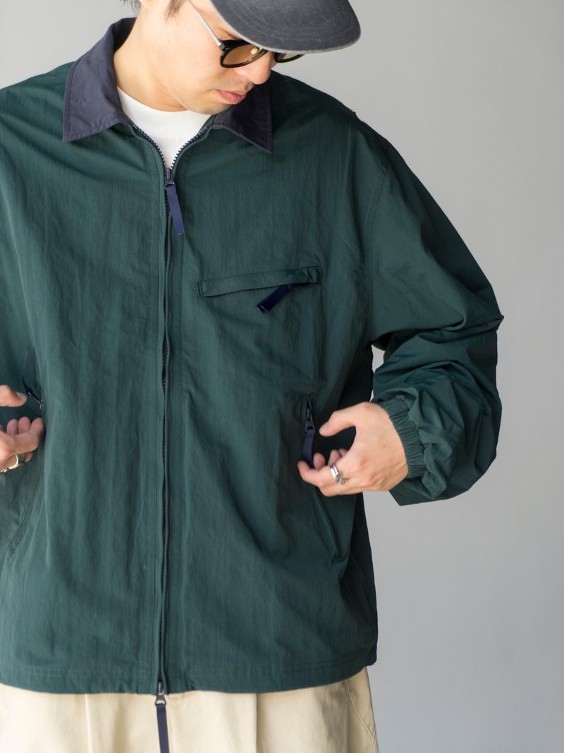 Jacket 復古拼色翻領拉鏈工裝外套 日系寬鬆短款設計口袋風衣夾克 - 男装外套 - 其他材质 绿色