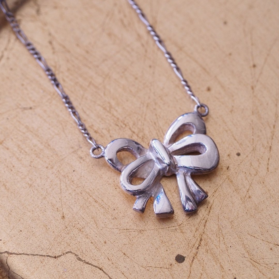纯银 蝴蝶结 手工短项链 锁骨链  Clavicle chain Bow Necklace - 锁骨链 - 纯银 白色