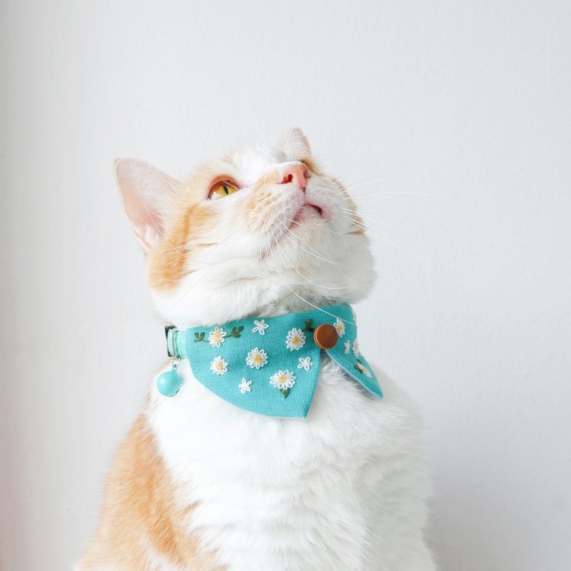 Daisies collar set,Removable- Hand Daisies Embroidery collar for cat -Mint green - 项圈/牵绳 - 棉．麻 绿色