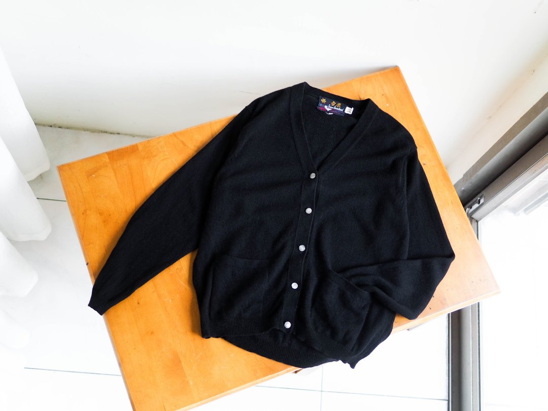 湖面映黑软绒暖外套罩衫 古董羊绒羊毛毛衣毛衫cashmere sweater - 女装针织衫/毛衣 - 羊毛 黑色