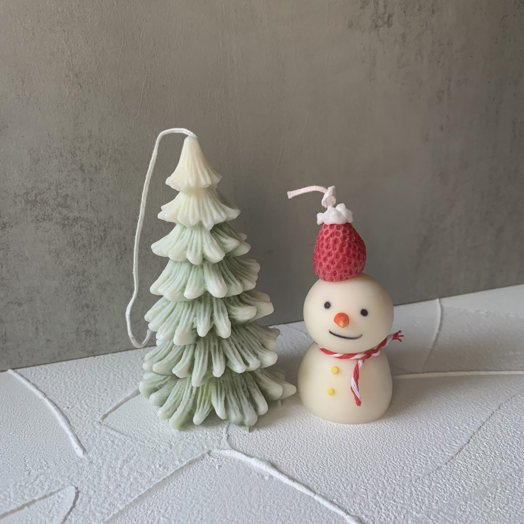 圣诞树加雪人蜡烛组 香氛蜡烛 手作蜡烛 圣诞树蜡烛 雪人蜡烛 - 蜡烛/烛台 - 蜡 绿色