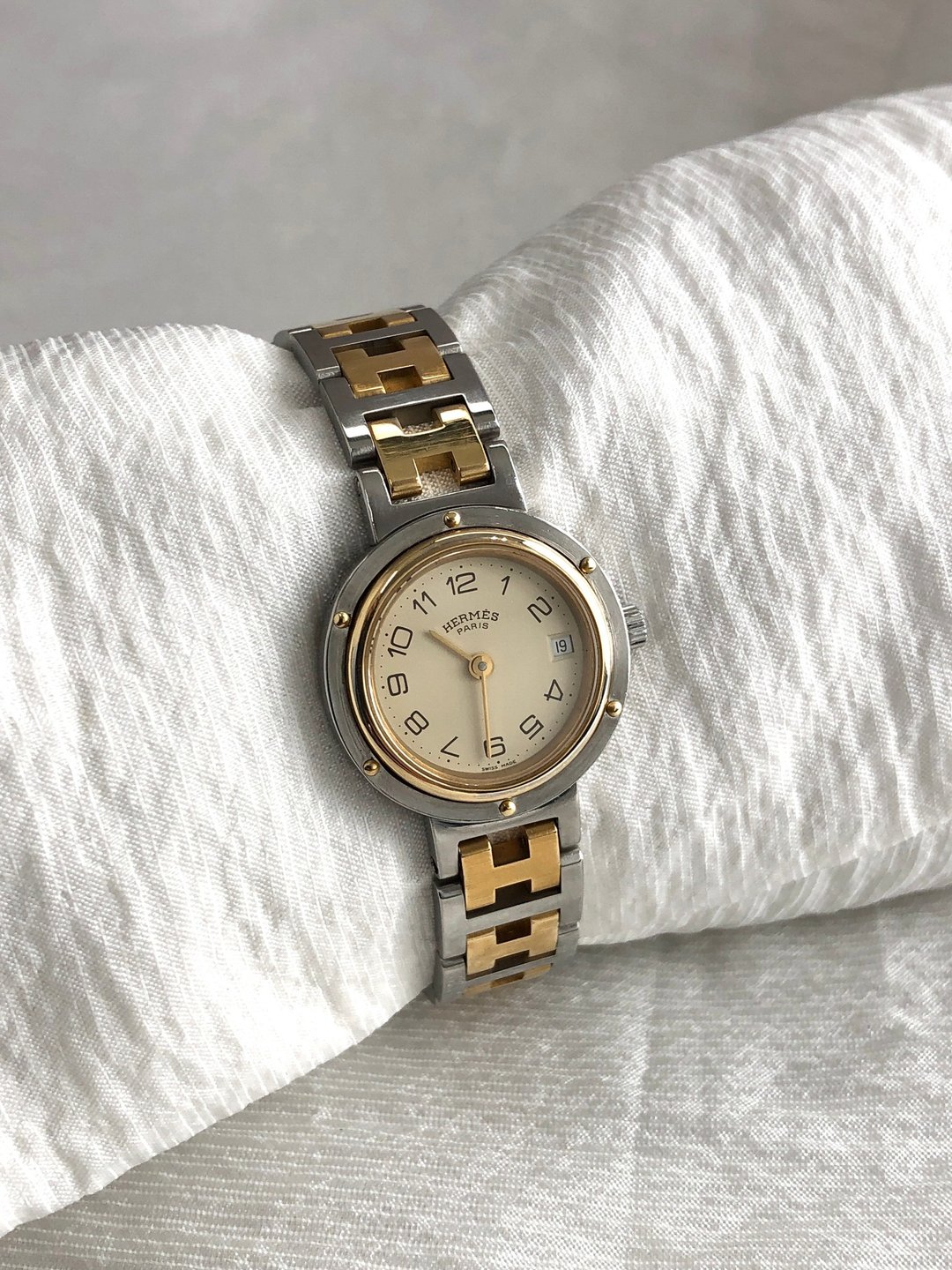 【日本直送 名牌中古包】HERMES 爱马仕 Clipper 腕表 金色 银色 不锈钢 石英 317623 aai6x8 - 女表 - 不锈钢 银色