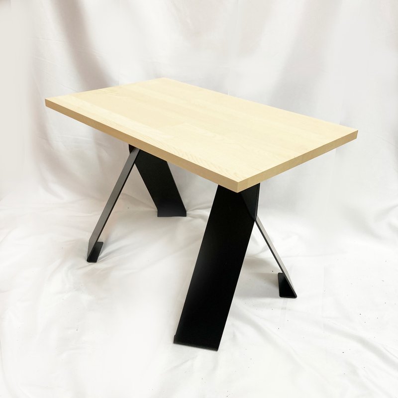 铁木和　客厅边桌　书房茶几　桌板大小可讨论　　设计款实木家具 - 餐桌/书桌 - 其他金属 黑色