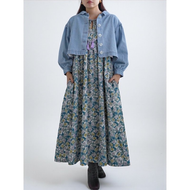 抓褶设计的可爱丹宁短版抓褶上衣 - 女装休闲/机能外套 - 棉．麻 蓝色